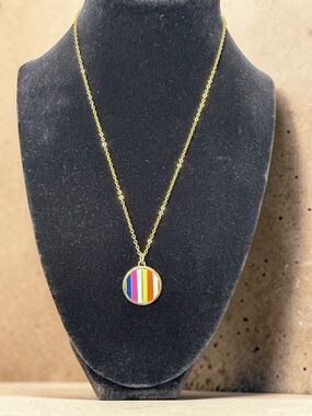 Coach Legacy Stripe Necklace & Dust Bag (A796)